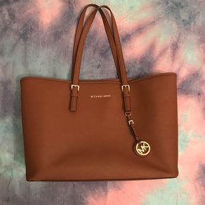 Michael Kors Jet Set Travel Leather Tote